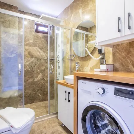 Luxury Flat W Jacuzzi And Amazing Sea View In Apartamento Kaş